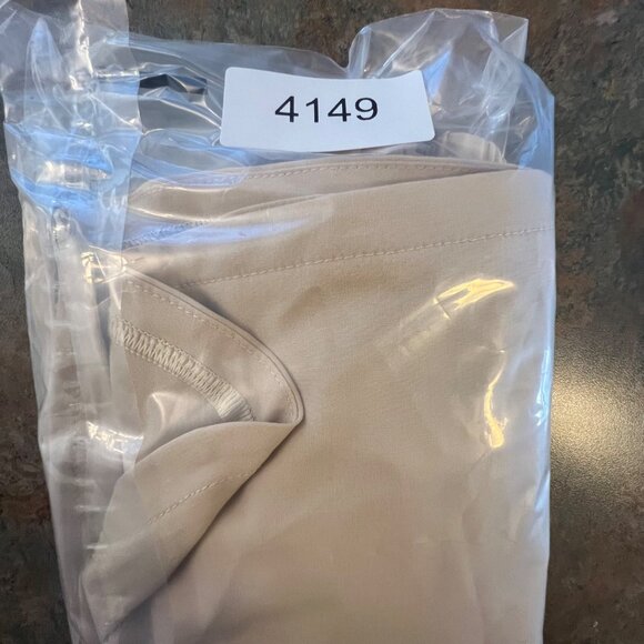 DSG Women's Mid-Rise Stride Skort, Small, Beige - Picture 9 of 9